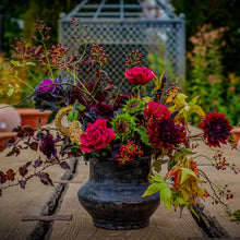 Load image into Gallery viewer, Gommaire Terracotta Disc Vase, Small