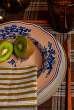 Load image into Gallery viewer, Suzette Napkins, Set of 4, Serviettes de Table