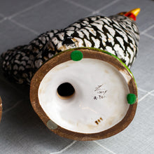Load image into Gallery viewer, Vintage Majolica Hen & Rooster Pair