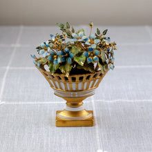 Load image into Gallery viewer, Tole Metal Flower Arrangement