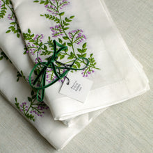 Load image into Gallery viewer, Wild Berry Vine Embroidered Napkins, Set of 4
