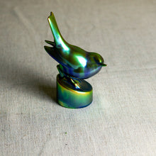 Load image into Gallery viewer, Zsolnay Eosin Bird