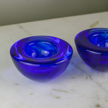 Load image into Gallery viewer, Kosta Boda Atoll colbalt blue candleholders, pair