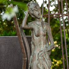 Load image into Gallery viewer, Nicola Simbari Bronze Sculpture - Untitled Nude, 1994
