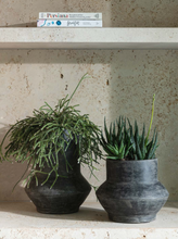 Load image into Gallery viewer, Gommaire Terracotta Disc Vase, Small