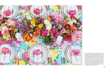 Load image into Gallery viewer, Living Floral: Entertaining and Decorating with Flowers