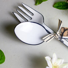 Load image into Gallery viewer, Outline Enamel Serving Set