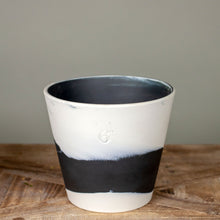 Load image into Gallery viewer, Wedgwood Pots B&W