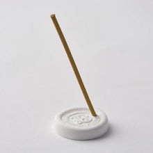 Load image into Gallery viewer, Ballon Box Incense Sticks, Box of 20
