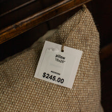 Load image into Gallery viewer, MISTRI Pillow  - 16"x26"
