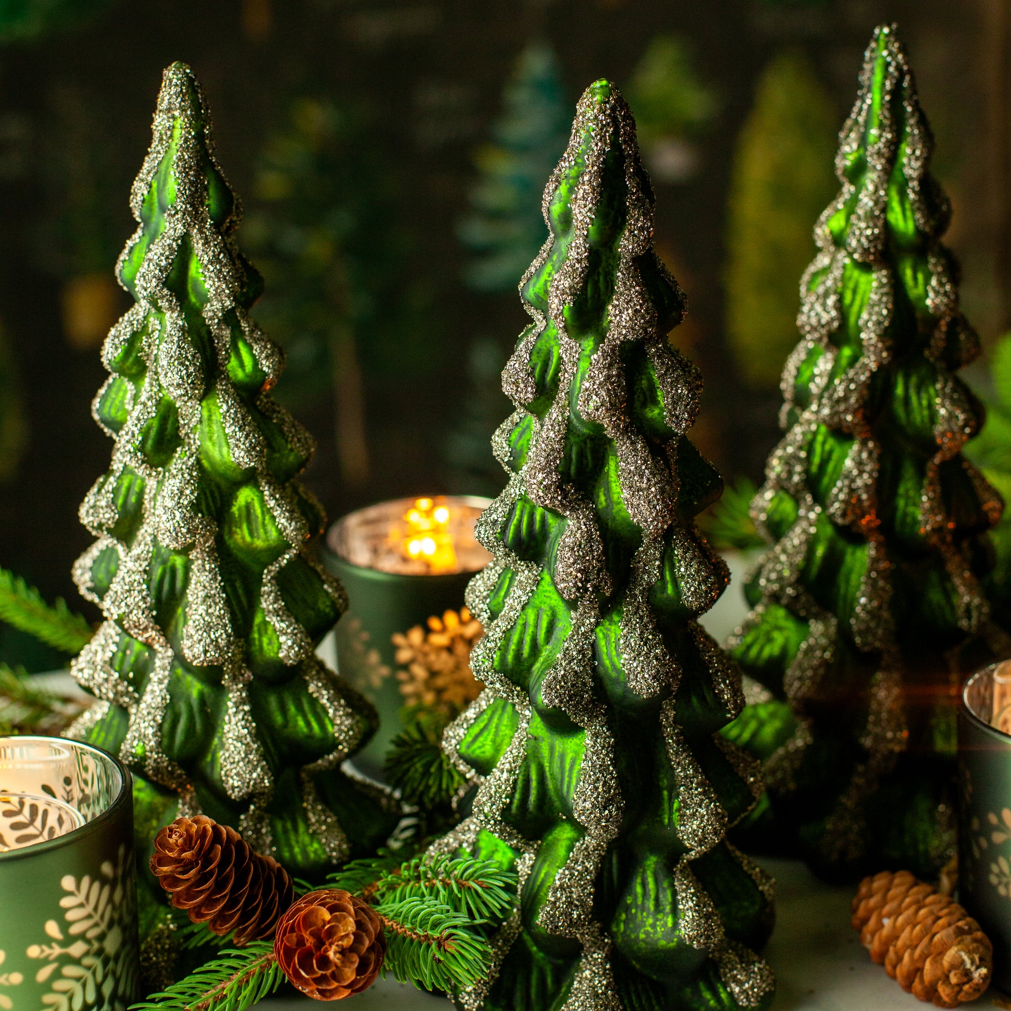 Glass Tree w/ Glitter, 10