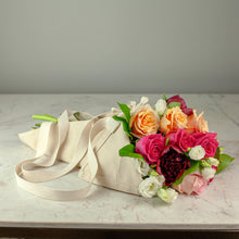 Load image into Gallery viewer, Fleur Flower Folio
