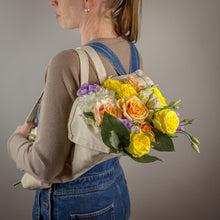 Load image into Gallery viewer, Fleur Flower Folio
