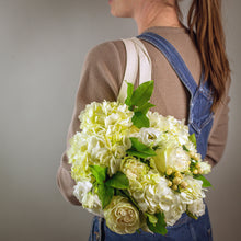 Load image into Gallery viewer, Fleur Flower Folio

