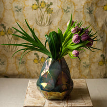 Load image into Gallery viewer, Alphonse Cytere Faceted Vase
