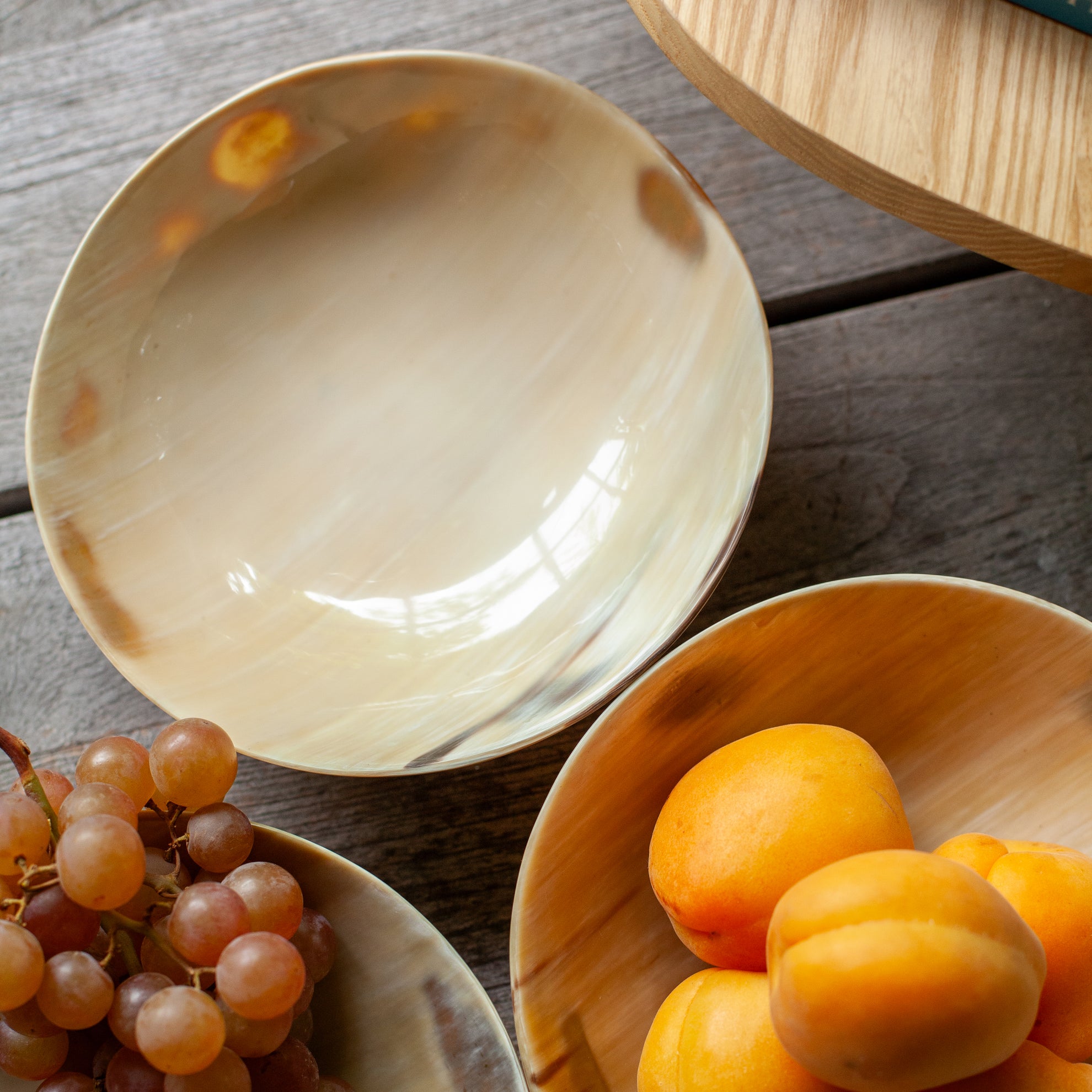 Cow Horn Round Bowl, 7.5