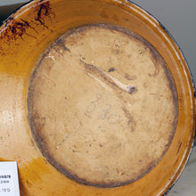 Load image into Gallery viewer, Alsace yelloware floral plate
