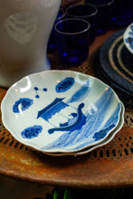 Load image into Gallery viewer, East Asia Blue and White Plates, Set of 2
